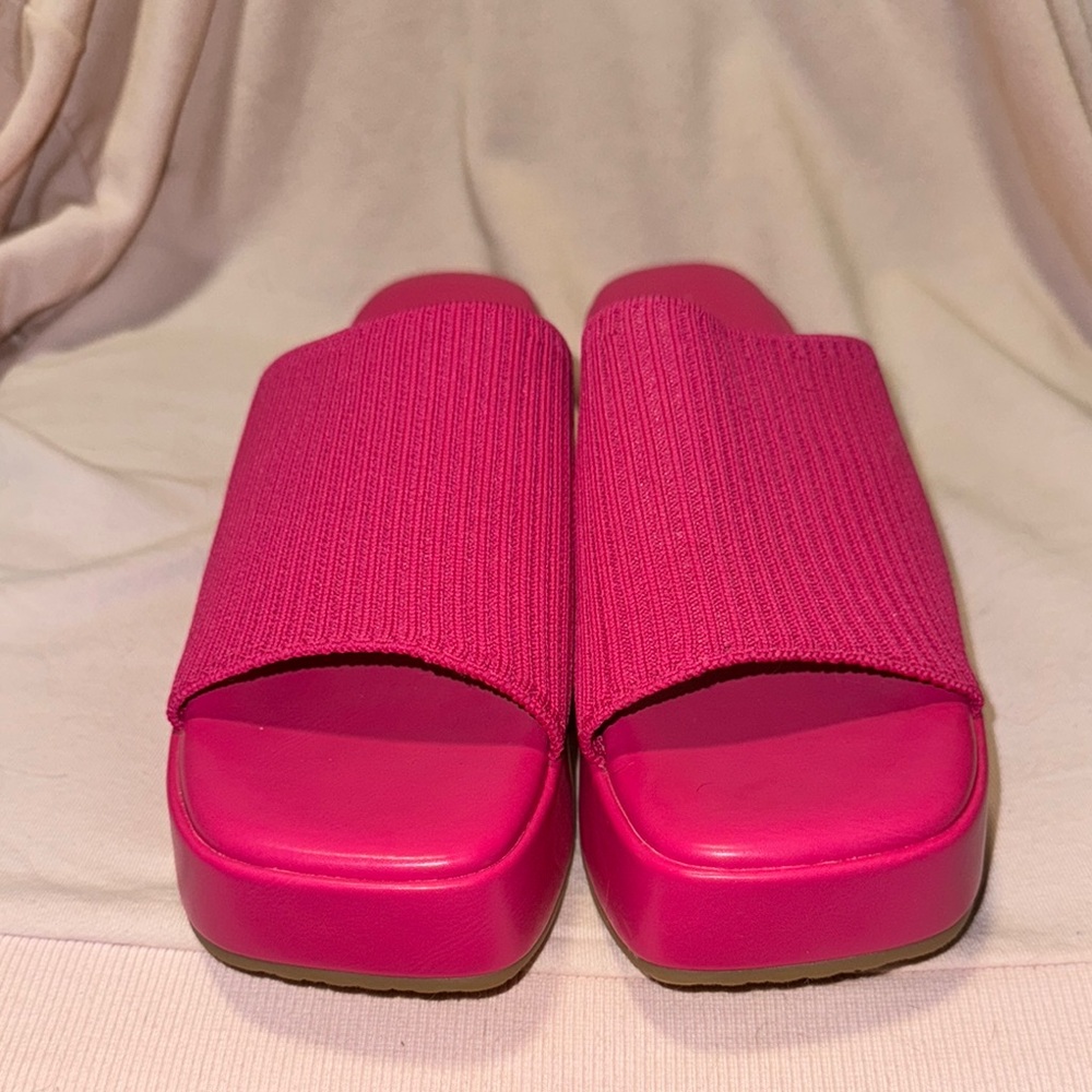 Dream Pairs Women's Pink Slide Sandals. New